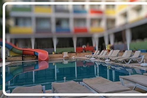 Viva Beach Hotel ماهموتلار المظهر الخارجي الصورة