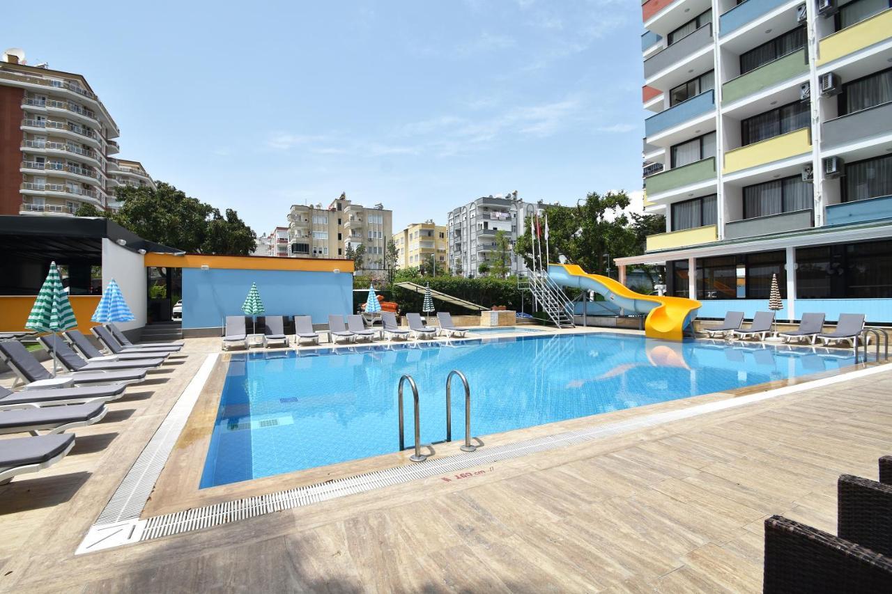 Viva Beach Hotel ماهموتلار المظهر الخارجي الصورة